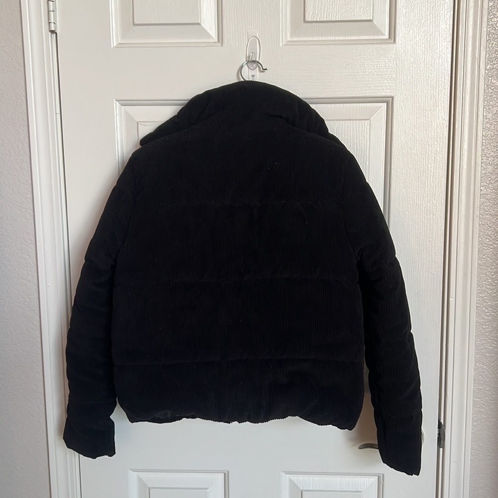 Black puffer jacket - Picture 2 of 3